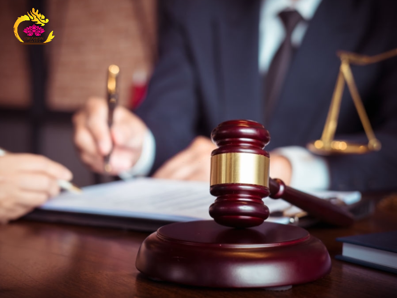 luật sư uy t&iacute;n luật doanh nghiệp giỏi